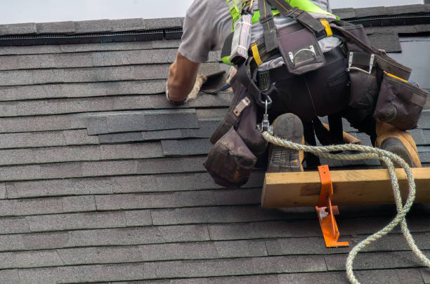 Best Emergency Roof Repair  in Saltillo, MS